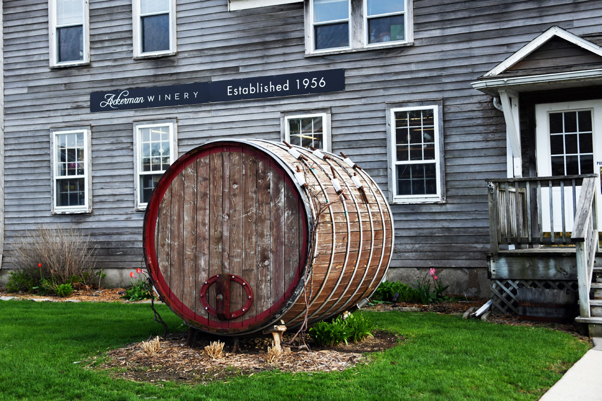 028 Ackerman Winery in the Amana Colonies.JPG